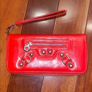 Adorable Compact clutch- brand new